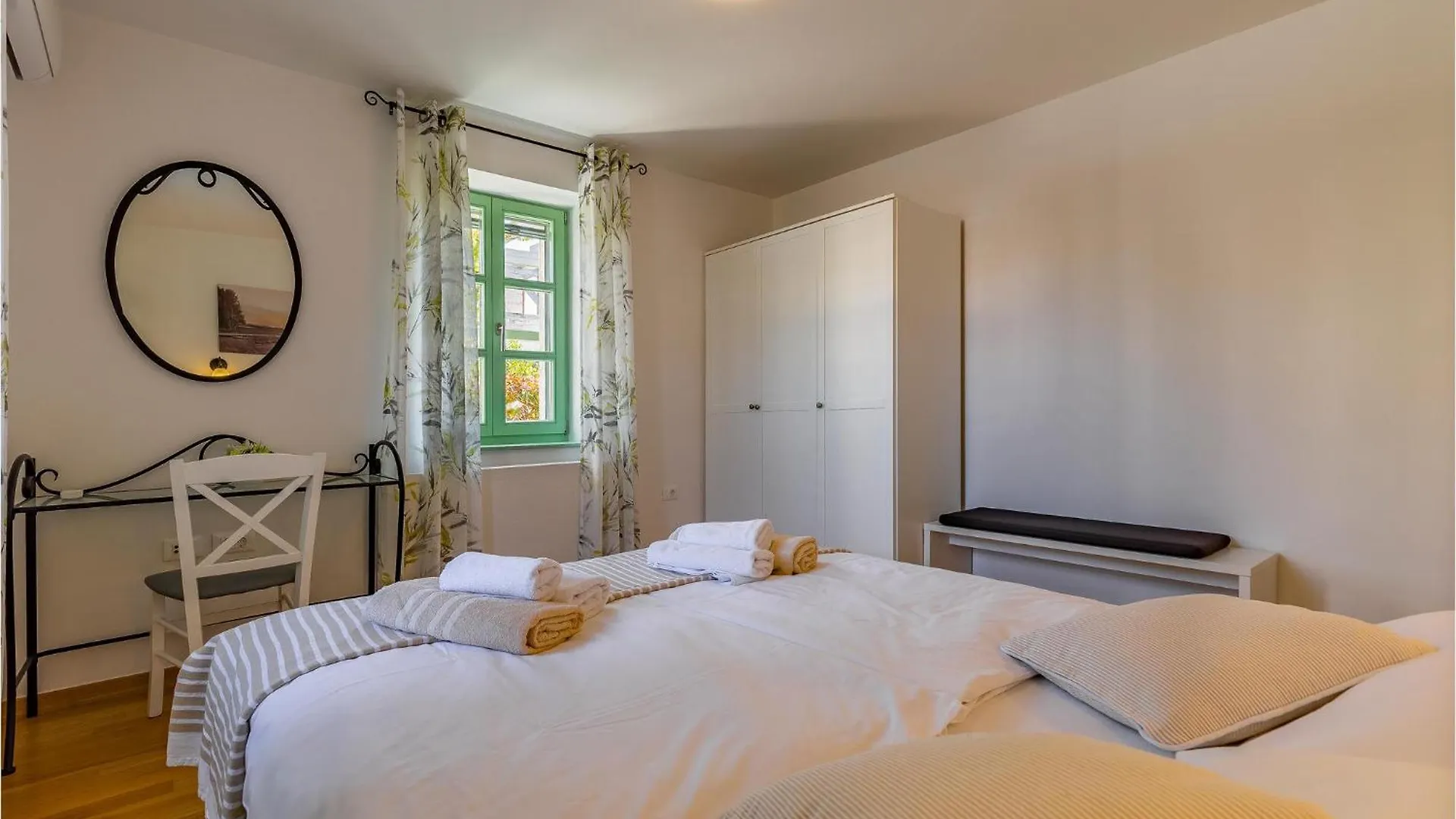 Nice Home In Liznjan With Outdoor Swimming Pool Holiday home